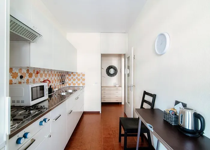 A Casa Di Laura By Quokka 360 - Large Open Space In Centre Apartment *